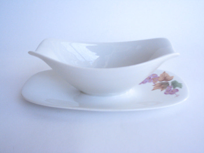 edgebrookhouse - 1960s Impromptu by Iroquois Ben Seibel Grapes Gravy Boat with Attached Underplate