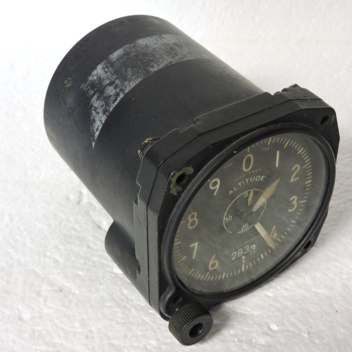 Altimeter, Sensitive, AN-5761-1, 35,000 ft, US Navy WWII TBM Avenger
