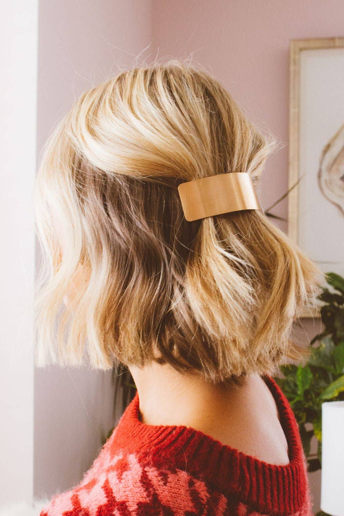 Andi Brushed Bronze Bar Clip