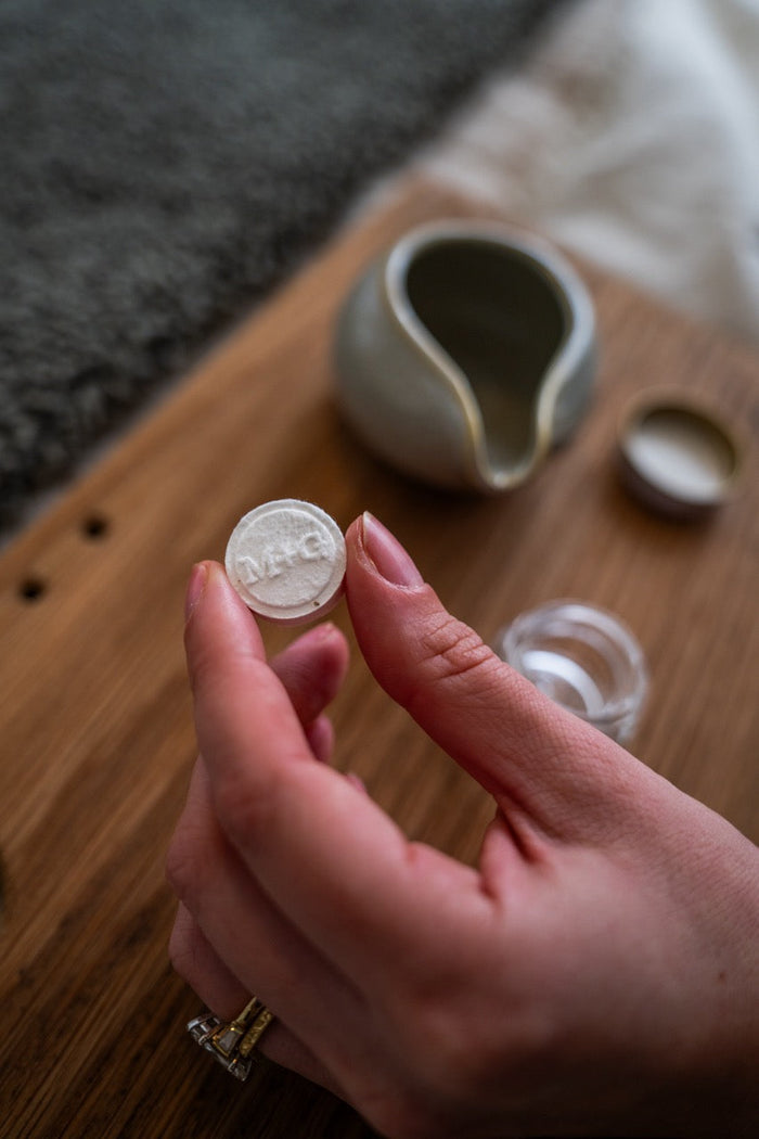 M+G Rest Your Eyes On the Plane Aromatherapy Eye Covers